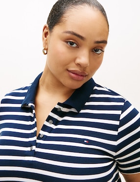 Playera tipo polo Tommy Plus para mujer