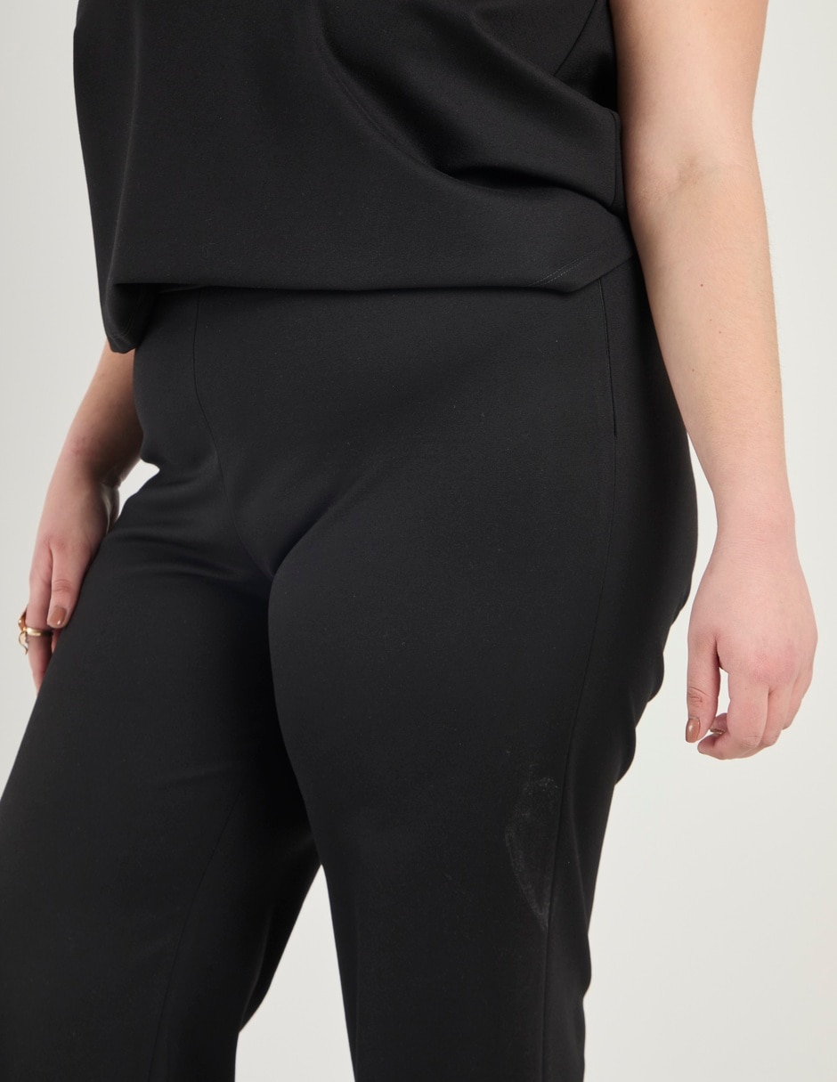 Pantalón amplio para mujer 4