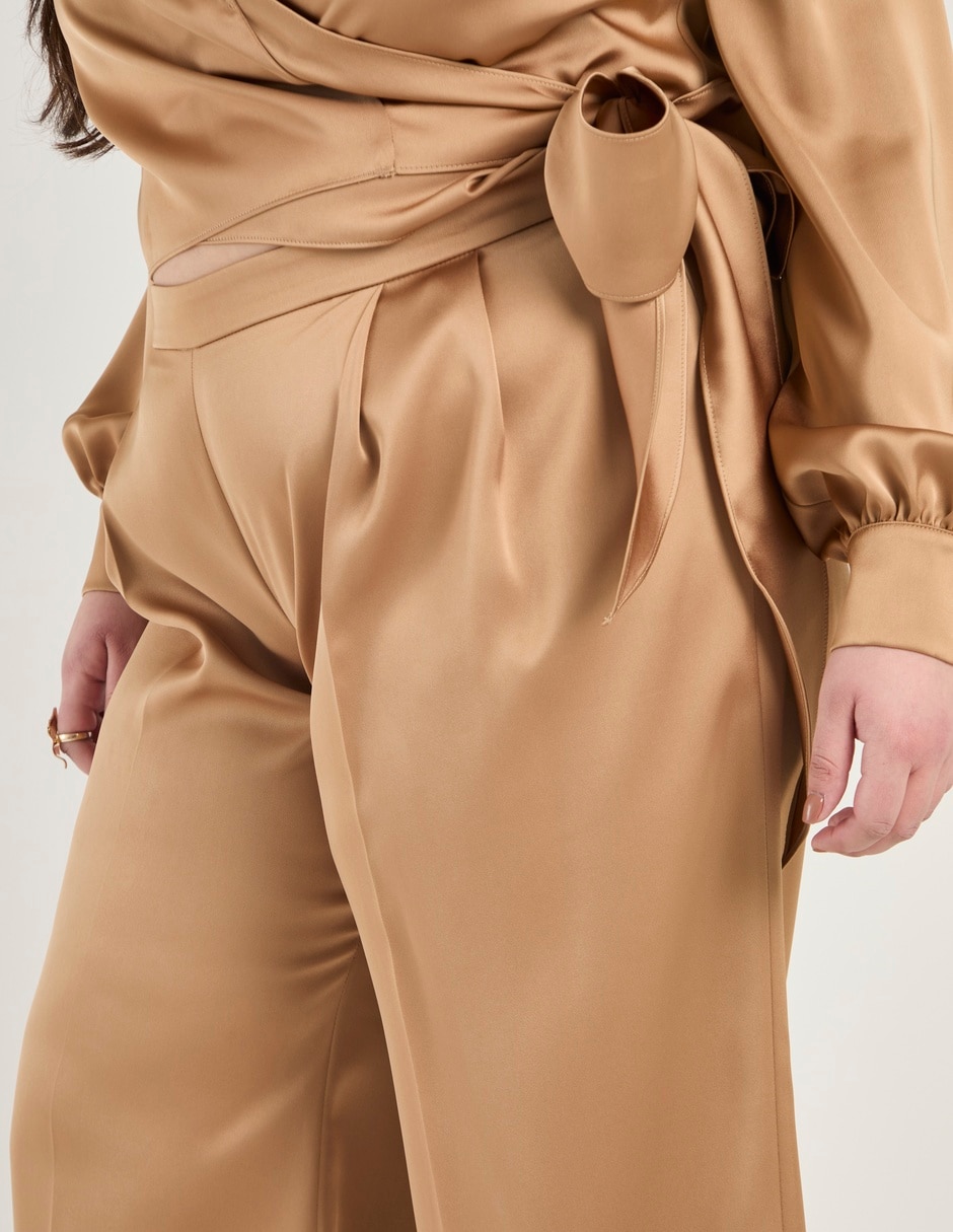 Pantalón amplio para mujer 4
