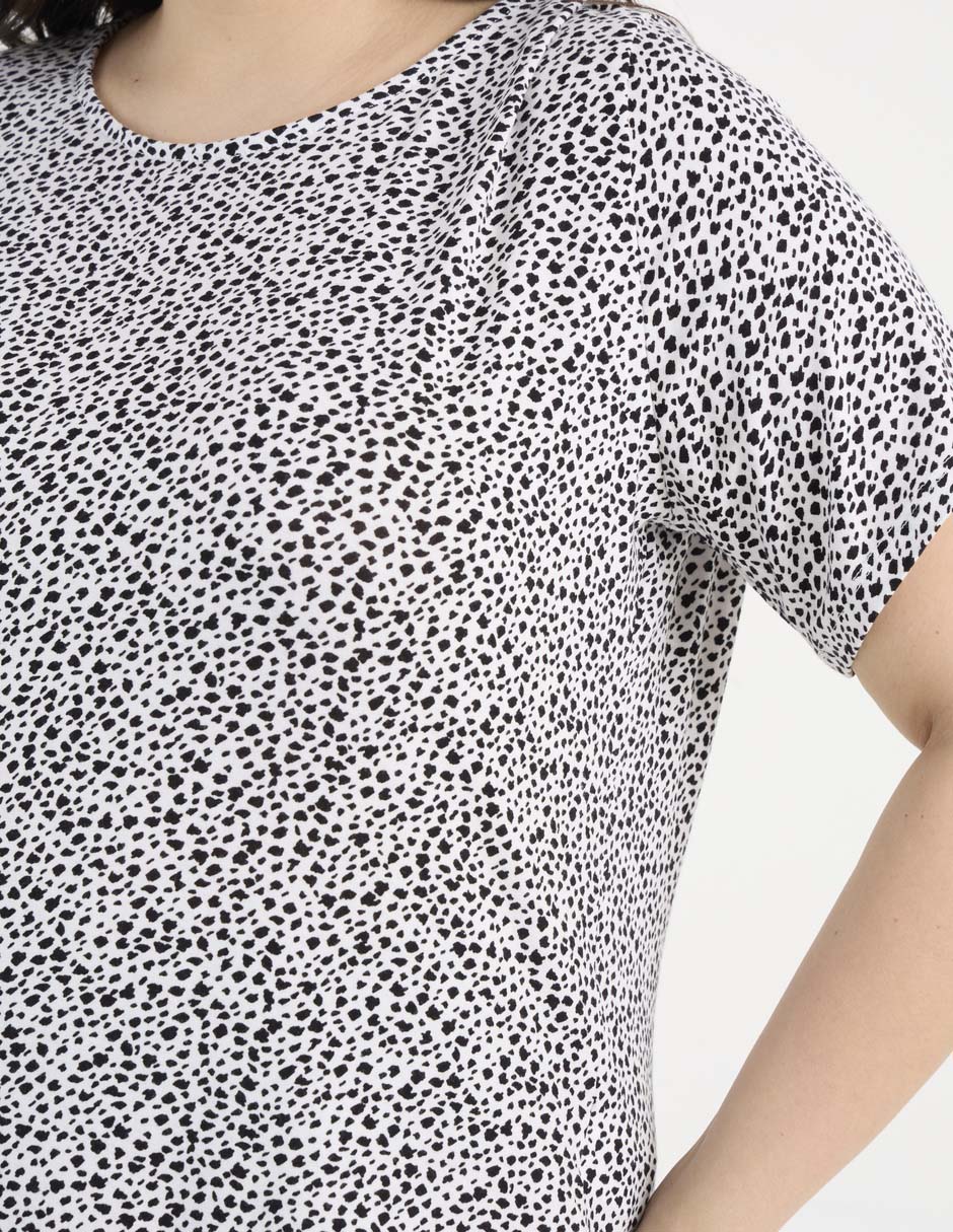 Playera manga corta cuello redondo para mujer 5